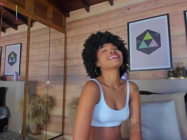 AriaFoster's BongaCams show and profile