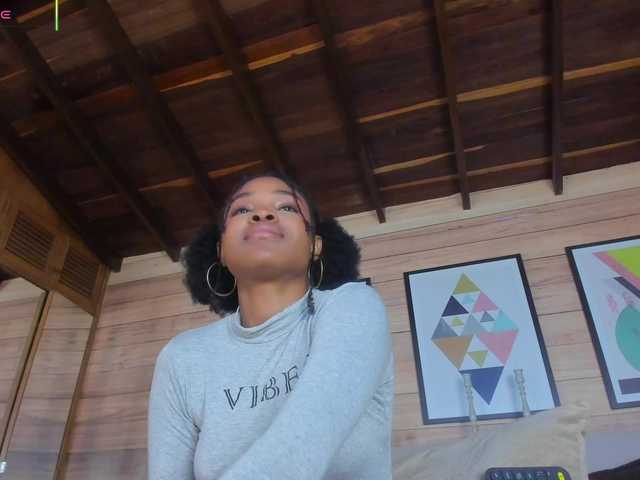 AriaFoster's BongaCams show and profile