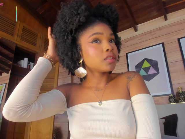 AriaFoster's BongaCams show and profile