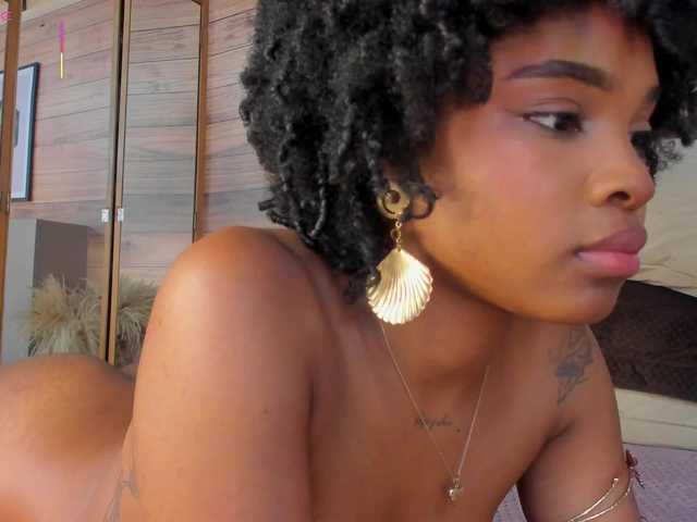 AriaFoster's BongaCams show and profile
