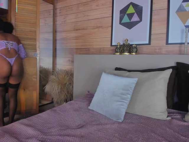 AriaFoster's BongaCams show and profile