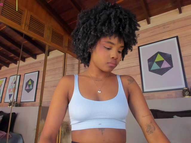 AriaFoster's BongaCams show and profile