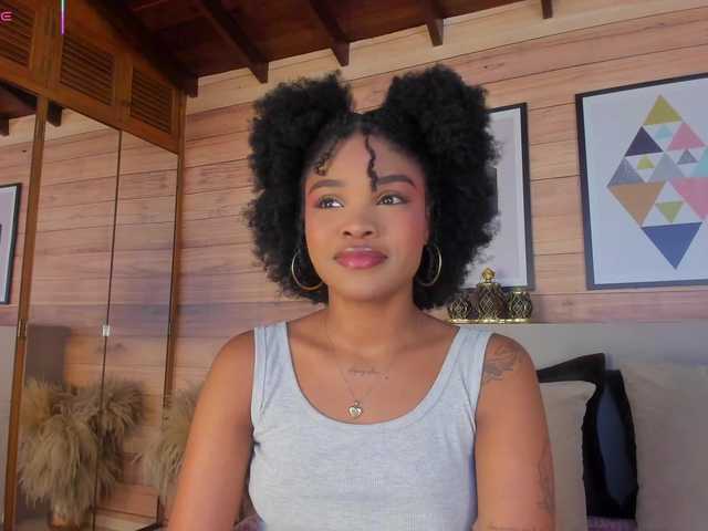 AriaFoster's BongaCams show and profile