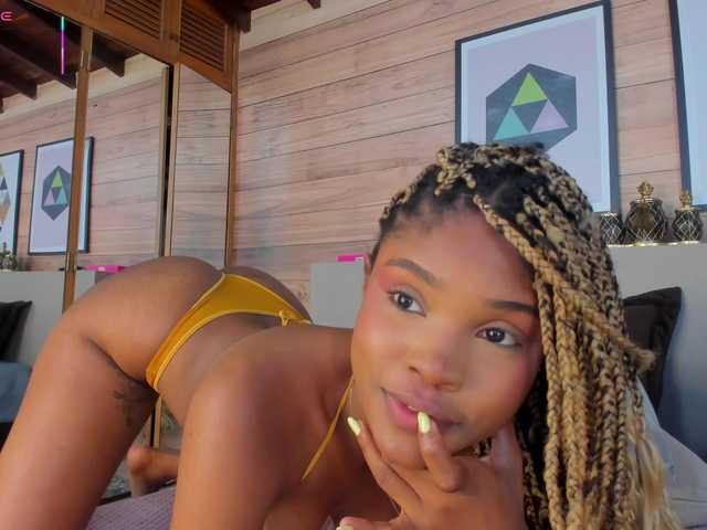 AriaFoster's BongaCams show and profile