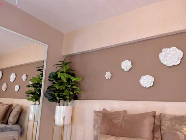 AriaFoster's BongaCams show and profile