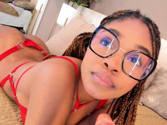 AriaFoster's BongaCams show and profile