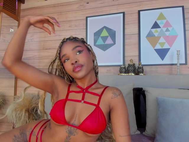AriaFoster's BongaCams show and profile