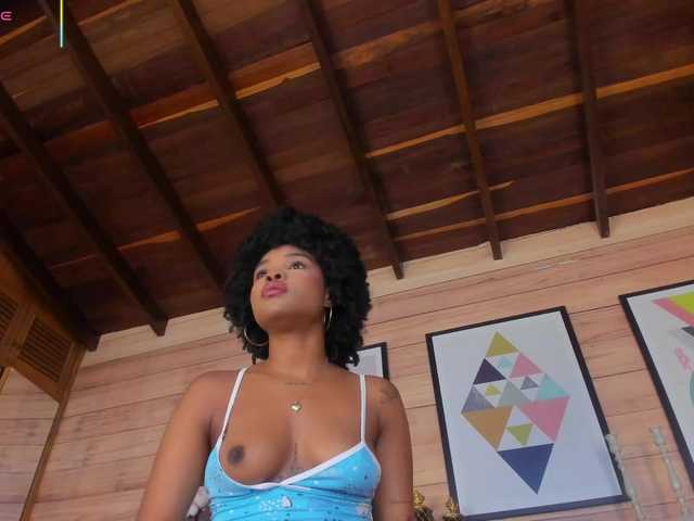 AriaFoster's BongaCams show and profile