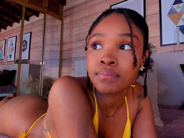 AriaFoster's BongaCams show and profile