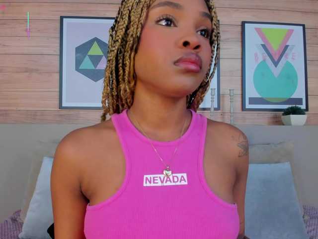 AriaFoster's BongaCams show and profile