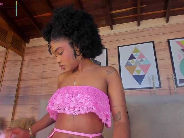 AriaFoster's BongaCams show and profile