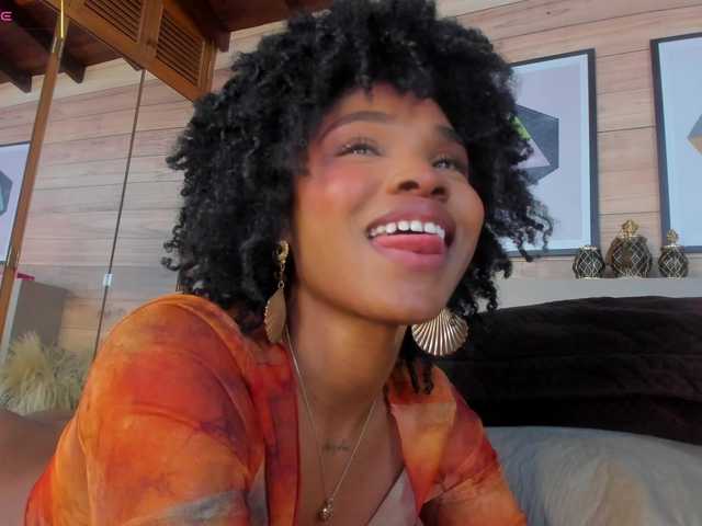 AriaFoster's BongaCams show and profile