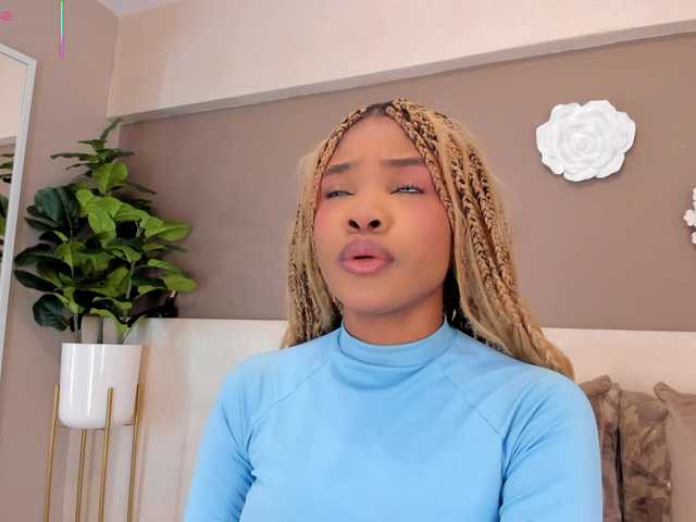 AriaFoster's BongaCams show and profile