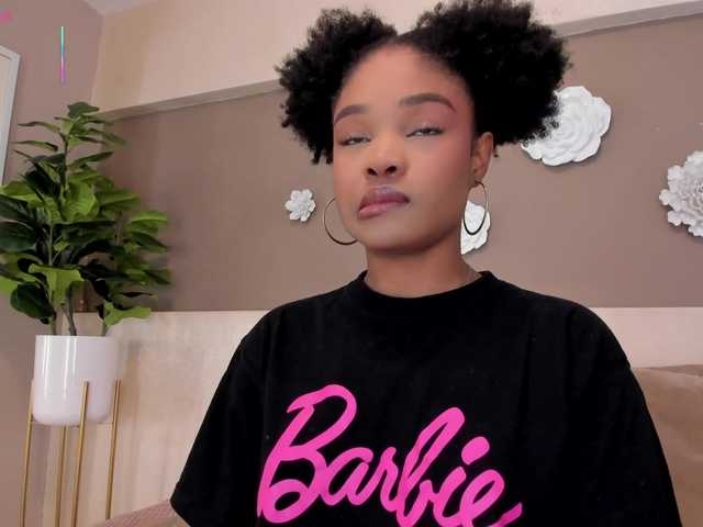 AriaFoster's BongaCams show and profile