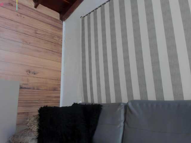 AriaFoster's BongaCams show and profile