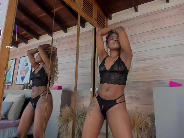 AriaFoster's BongaCams show and profile