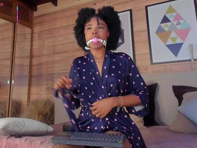 AriaFoster's BongaCams show and profile