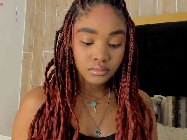 AriaFoster webcam