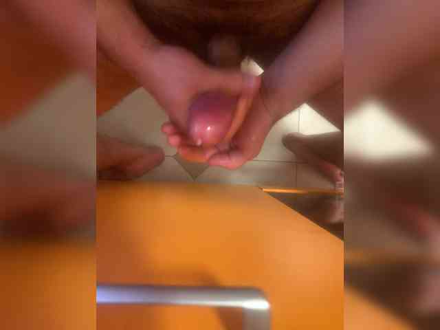 Zalupa4K Live Webcam on BongaCams