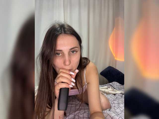 Assiyaa's BongaCams show and profile