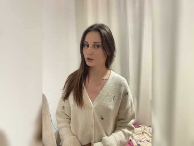 Assiyaa's BongaCams show and profile