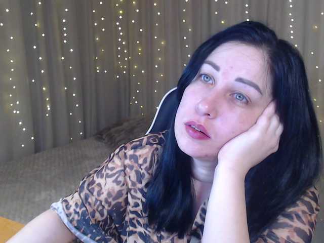 JillStevens's BongaCams show and profile