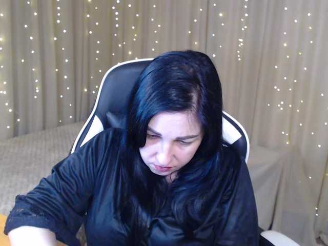 JillStevens's BongaCams show and profile