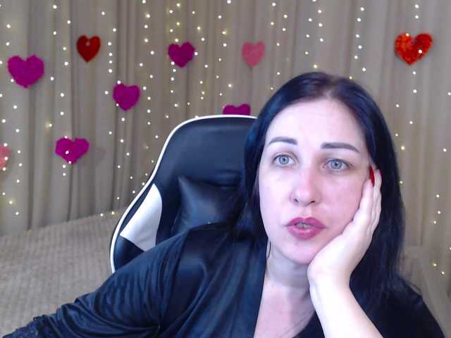 JillStevens's BongaCams show and profile