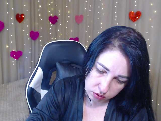 JillStevens's BongaCams show and profile