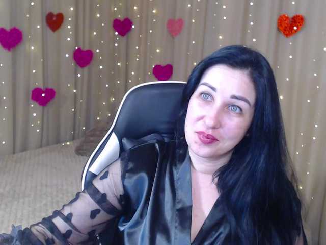 JillStevens's BongaCams show and profile