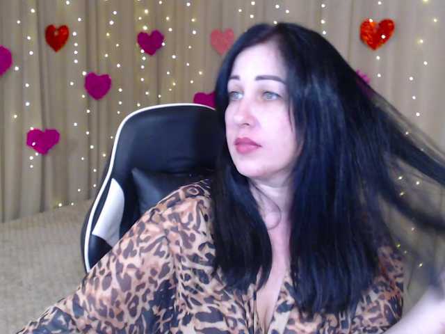 JillStevens's BongaCams show and profile