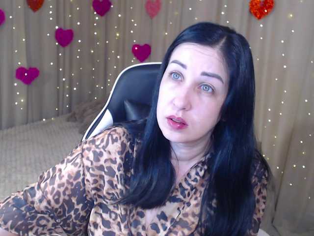 JillStevens's BongaCams show and profile