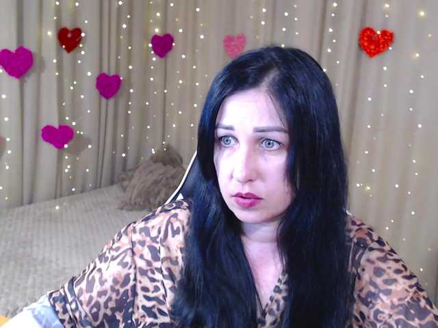 JillStevens's BongaCams show and profile