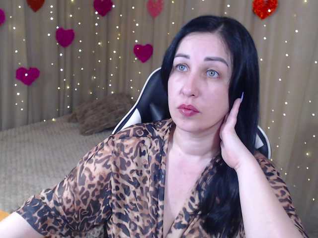 JillStevens's BongaCams show and profile