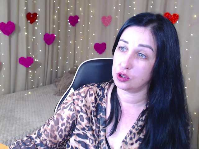 JillStevens's BongaCams show and profile