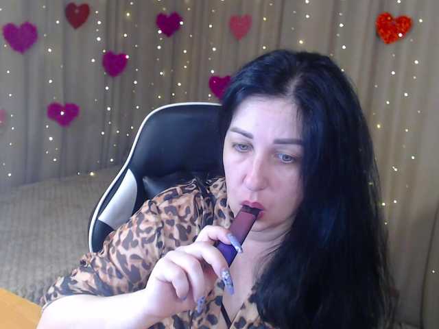 JillStevens's BongaCams show and profile