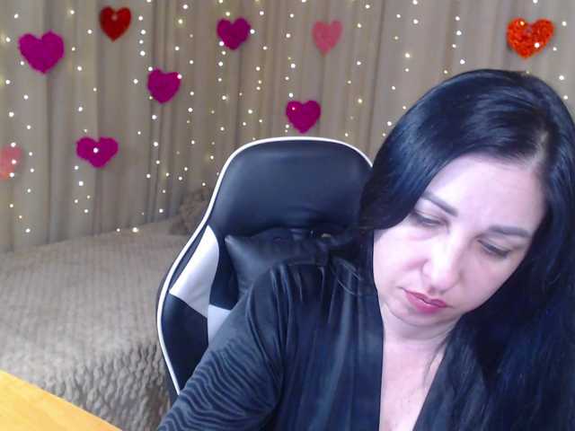 JillStevens's BongaCams show and profile