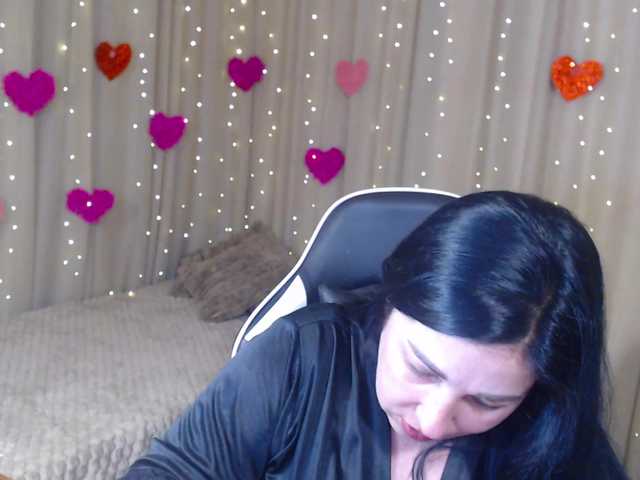 JillStevens's BongaCams show and profile