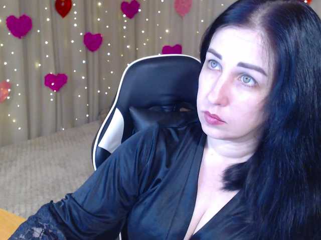 JillStevens's BongaCams show and profile