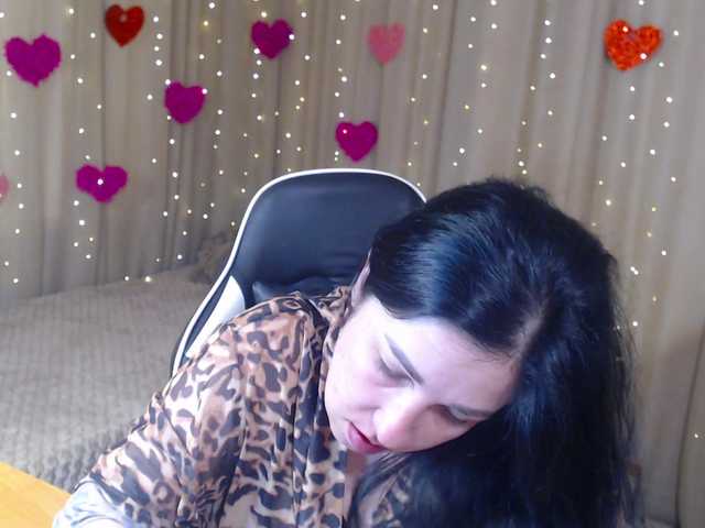 JillStevens's BongaCams show and profile