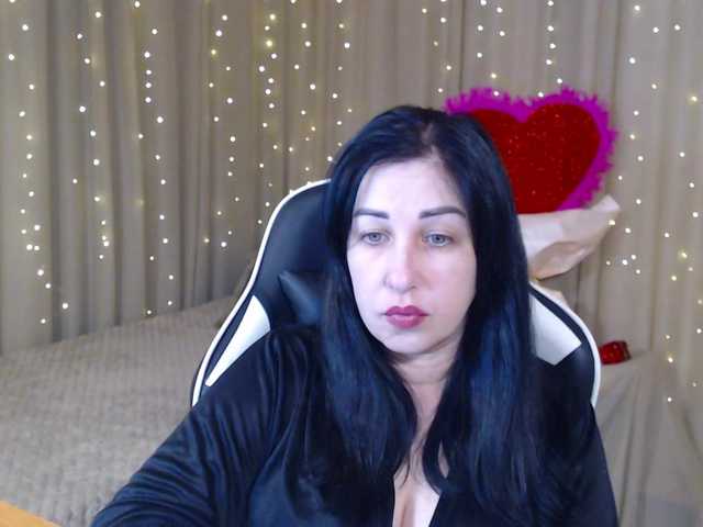 JillStevens's BongaCams show and profile