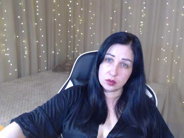 JillStevens's BongaCams show and profile