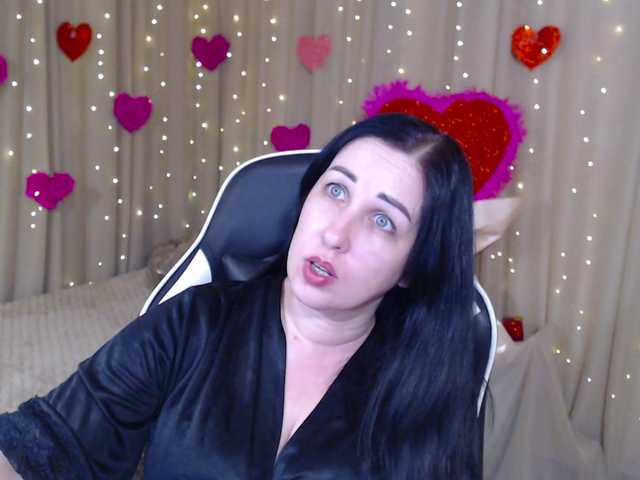 JillStevens's BongaCams show and profile