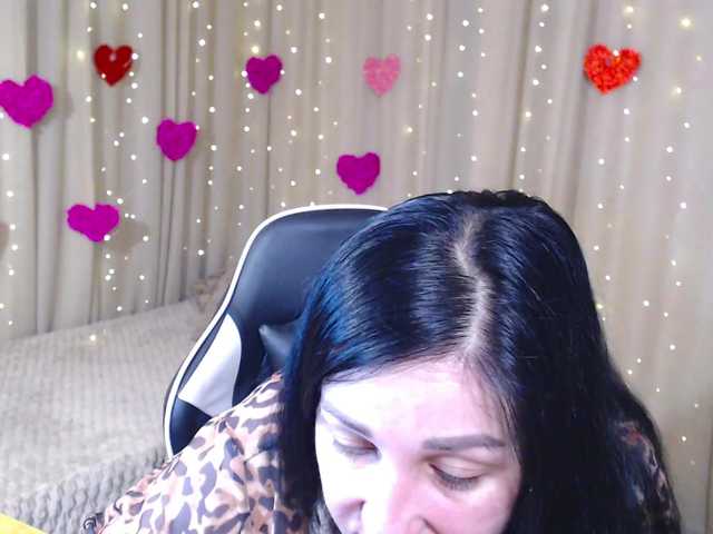 JillStevens's BongaCams show and profile