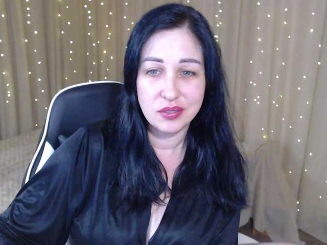 JillStevens's BongaCams show and profile
