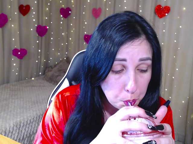 JillStevens's BongaCams show and profile