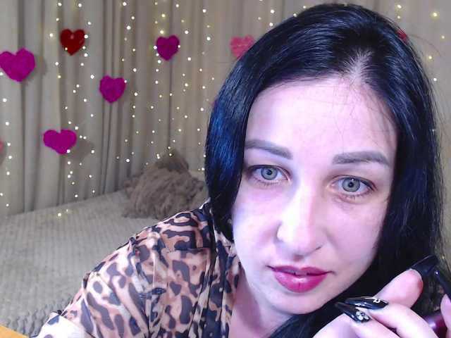 JillStevens's BongaCams show and profile