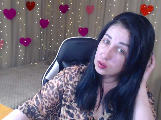 JillStevens's BongaCams show and profile