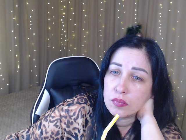 JillStevens's BongaCams show and profile