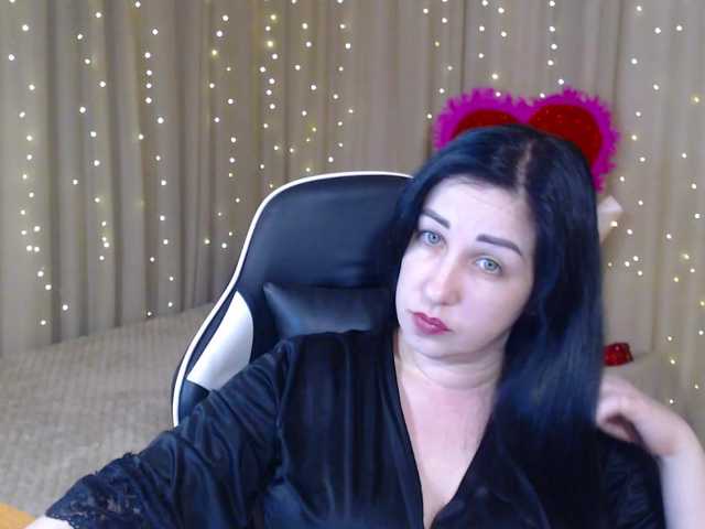 JillStevens's BongaCams show and profile